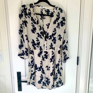 Babaton Bennet 100% silk floral print dress